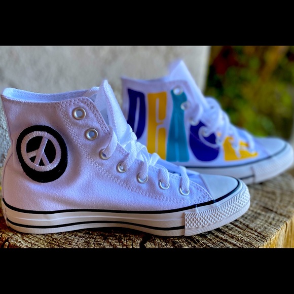 Converse Shoes - Peace Chuck Taylor All Star